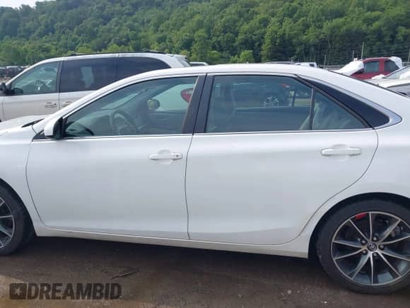 2015 Toyota Camry SE с VIN 4T1BF1FK5FU008257, выставлен на аукционе IAAI как лот 42540184 с пробегом 153 623 миль миль и . История ставок и продаж доступна на DreamBid. Изображение 14.