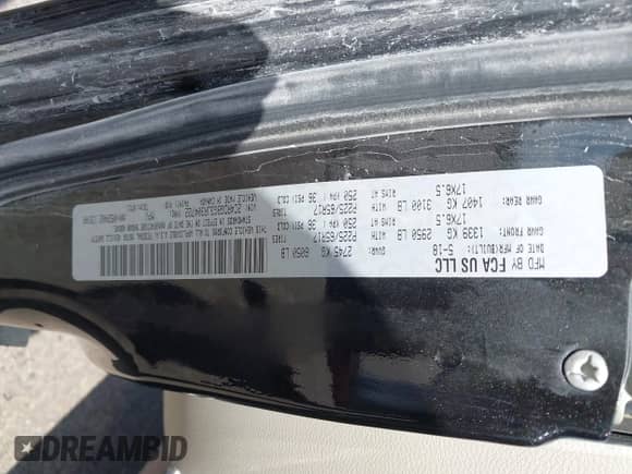 2018 Dodge Grand Caravan SE with VIN 2C4RDGBG3JR304722, listed as a IAAI auction lot 43212838 with 206,173 mi miles and . Bid and sale history available at DreamBid. Image 9.