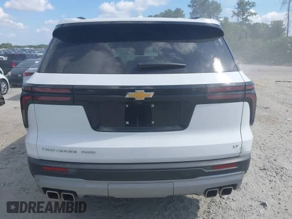 2024 Chevrolet Traverse AWD LT z VIN 1GNEVGKSXRJ180679, wystawiony jako IAAI lot #42833076 z przebiegiem 45 454 mil mil oraz . Historia ofert i sprzedaży dostępna na DreamBid. Obrazek 16.
