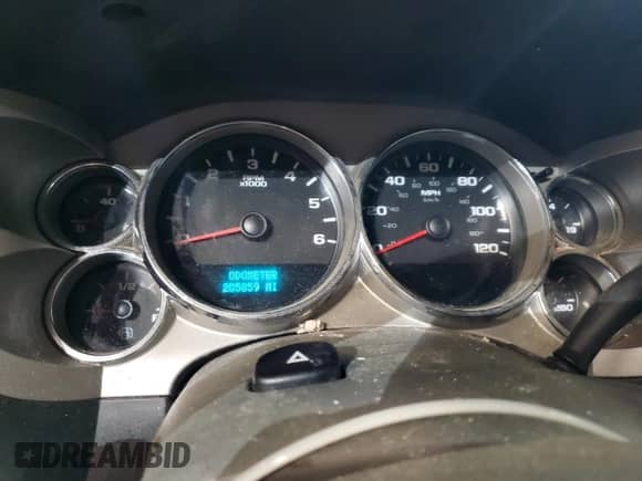 2007 GMC Sierra 1500 SLE1 with VIN 2GTEC19C371701744, listed as a Copart auction lot 45556485 with 205,859 mi miles and Salvage title. Bid and sale history available at DreamBid. Image 9.