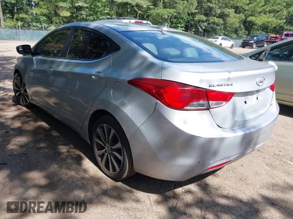 2011 Hyundai Elantra GLS с VIN 5NPDH4AE1BH052674, выставлен на аукционе IAAI как лот 42893205 с пробегом 158 307 миль миль и . История ставок и продаж доступна на DreamBid. Изображение 3.