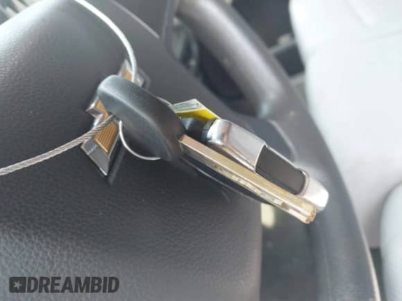 2017 Chevrolet Silverado 1500 Custom с VIN 1GCRCPEC1HZ332692, выставлен на аукционе IAAI как лот 43062790 с пробегом 145 019 миль миль и . История ставок и продаж доступна на DreamBid. Изображение 11.