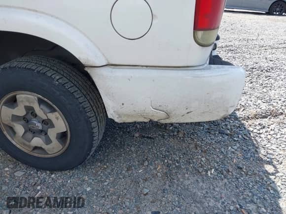 2003 Chevrolet Blazer LS with VIN 1GNDT13X33K150515, listed as a IAAI auction lot 42363650 with 165,755 mi miles and . Bid and sale history available at DreamBid. Image 6.