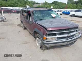1996 Chevrolet Suburban с VIN 1GNFK16R8TJ380999, выставлен на аукционе IAAI как лот 43283479 с пробегом Не указан миль и . История ставок и продаж доступна на DreamBid. Изображение 1.