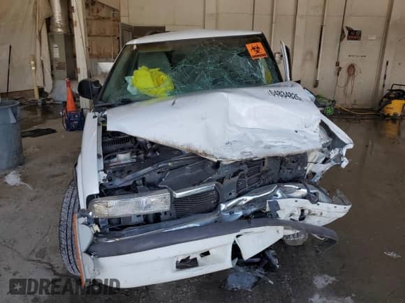 1999 Chevrolet Blazer LT z VIN 1GNDT13W4X2225140, wystawiony jako Copart lot #64834825 z przebiegiem Nie podano mil oraz Nie do naprawy • Non repairable. Historia ofert i sprzedaży dostępna na DreamBid. Obrazek 5.