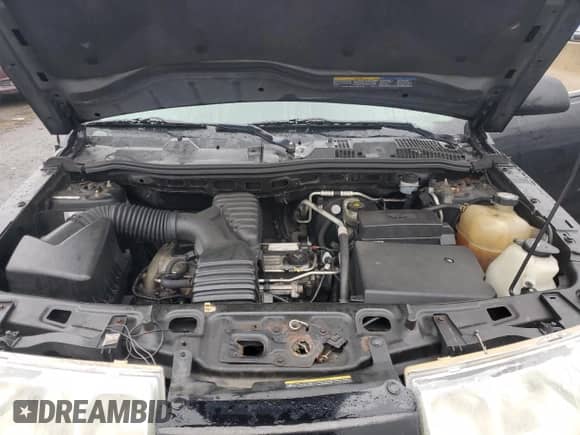 2004 Saturn VUE z VIN 5GZCZ23D24S888658, wystawiony jako Copart lot #52075025 z przebiegiem 258 490 mil mil oraz Szkoda całkowita • Salvage title. Historia ofert i sprzedaży dostępna na DreamBid. Obrazek 12.