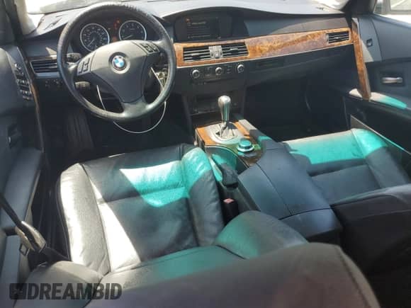 2006 BMW 5 Series с VIN WBANF33536CS35820, выставлен на аукционе Copart как лот 56632085 с пробегом 117 096 миль миль и Списание • Salvage title. История ставок и продаж доступна на DreamBid. Изображение 8.