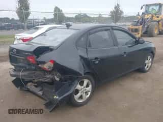 2009 Hyundai Elantra GLS z VIN KMHDU46D99U692719, wystawiony jako IAAI lot #43185252 z przebiegiem 308 405 mil mil oraz . Historia ofert i sprzedaży dostępna na DreamBid. Obrazek 4.