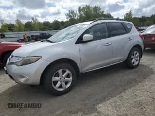 2009 Nissan Murano S z VIN JN8AZ18W99W104509, wystawiony jako Copart lot #80394365 z przebiegiem Nie podano mil oraz Czysty tytuł • Clean title. Historia ofert i sprzedaży dostępna na DreamBid. Obrazek 1.