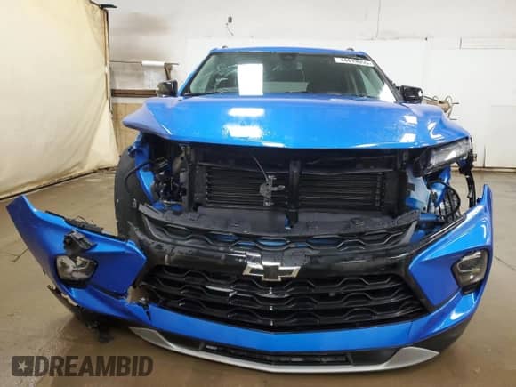 2024 Chevrolet Blazer LT z VIN 3GNKBDR44RS192617, wystawiony jako Copart lot #44419055 z przebiegiem 8 726 mil mil oraz Szkoda całkowita • Salvage title. Historia ofert i sprzedaży dostępna na DreamBid. Obrazek 5.