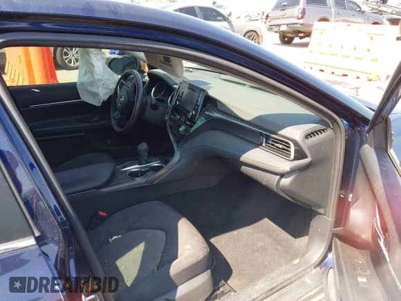 2022 Toyota Camry Hybrid LE with VIN 4T1C31AK2NU570166, listed as a IAAI auction lot 42453372 with Not provided miles and . Bid and sale history available at DreamBid. Image 5.