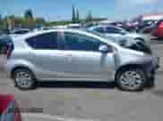 2015 Toyota Prius One z VIN JTDKDTB36F1098234, wystawiony jako IAAI lot #43056902 z przebiegiem 98 125 mil mil oraz . Historia ofert i sprzedaży dostępna na DreamBid. Obrazek 13.