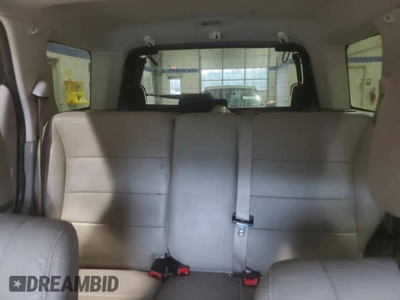 2011 Ford Escape XLT с VIN 1FMCU9DG2BKA50625, выставлен на аукционе Copart как лот 80184145 с пробегом 172 288 миль миль и Списание • Salvage title. История ставок и продаж доступна на DreamBid. Изображение 10.