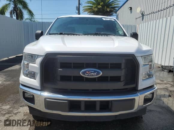2017 Ford F-150 XL with VIN 1FTEX1CG8HKD83962, listed as a Copart auction lot 81594065 with 198,017 mi miles and Clean title. Bid and sale history available at DreamBid. Image 5.