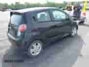 2015 Chevrolet Spark LT z VIN KL8CD6S95FC743480, wystawiony jako IAAI lot #42074282 z przebiegiem 115 264 mil mil oraz . Historia ofert i sprzedaży dostępna na DreamBid. Obrazek 4.