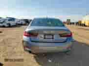 2023 BMW 3 Series 330i z VIN 3MW69FF09P8D24426, wystawiony jako Copart lot #81372465 z przebiegiem Nie podano mil oraz Szkoda całkowita • Salvage title. Historia ofert i sprzedaży dostępna na DreamBid. Obrazek 6.