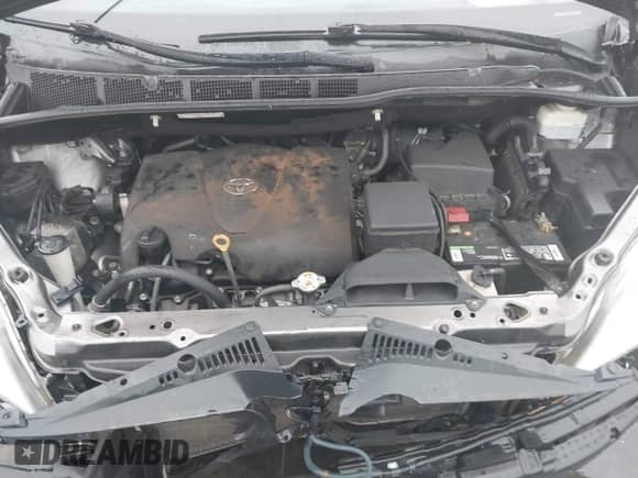 2019 Toyota Sienna L with VIN 5TDZZ3DC5KS010008, listed as a IAAI auction lot 41227782 with 226,509 mi miles and . Bid and sale history available at DreamBid. Image 10.