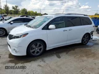 2016 Toyota Sienna SE with VIN 5TDXK3DC5GS750872, listed as a Copart auction lot 72089655 with 103,642 mi miles and Salvage title. Bid and sale history available at DreamBid. Image 1.