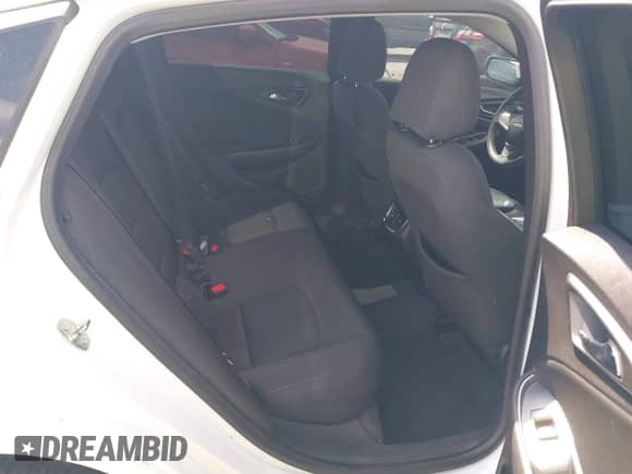 2019 Chevrolet Malibu LT с VIN 1G1ZD5STXKF166146, выставлен на аукционе IAAI как лот 43262820 с пробегом 98 577 миль миль и . История ставок и продаж доступна на DreamBid. Изображение 8.