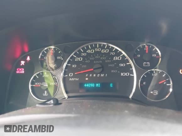 2014 Chevrolet Express Passenger LT with VIN 1GAZGYFG2E1101282, listed as a IAAI auction lot 42564935 with 44,098 mi miles and . Bid and sale history available at DreamBid. Image 7.