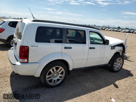 2011 Dodge Nitro Heat with VIN 1D4PU4GK5BW559838, listed as a Copart auction lot 68299575 with 54,496 mi miles and Salvage title. Bid and sale history available at DreamBid. Image 3.