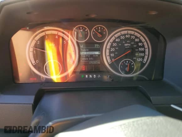 2012 Ram 1500 Sport z VIN 1C6RD7MT1CS264305, wystawiony jako Copart lot #87458685 z przebiegiem 175 082 mil mil oraz Czysty tytuł • Clean title. Historia ofert i sprzedaży dostępna na DreamBid. Obrazek 9.