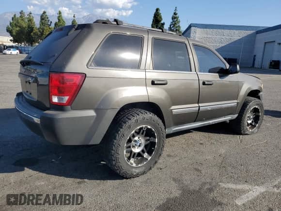 2006 Jeep Grand Cherokee Limited with VIN 1J4HS58N56C342300, listed as a Copart auction lot 70997415 with 167,201 mi miles and Salvage title. Bid and sale history available at DreamBid. Image 3.