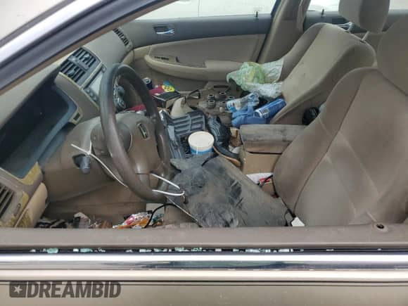 2005 Honda Accord LX z VIN JHMCM56495C001810, wystawiony jako Copart lot #85494375 z przebiegiem Nie podano mil oraz Szkoda całkowita • Salvage title. Historia ofert i sprzedaży dostępna na DreamBid. Obrazek 7.