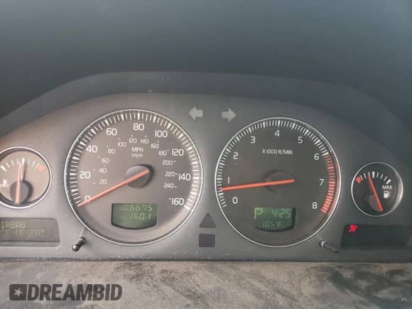 2005 Volvo XC70 with VIN YV1SZ592651185215, listed as a Copart auction lot 60163325 with 106,675 mi miles and Salvage title. Bid and sale history available at DreamBid. Image 9.