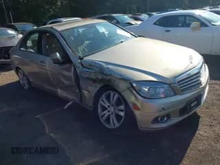 2010 Mercedes-Benz C 300 Sport с VIN WDDGF5EB7AR129277, выставлен на аукционе IAAI как лот 43153354 с пробегом 142 405 миль миль и . История ставок и продаж доступна на DreamBid. Изображение 1.