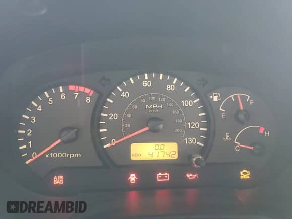 2004 Hyundai Accent GL с VIN KMHCG35CX4U283952, выставлен на аукционе Copart как лот 73587124 с пробегом 41 742 миль миль и Списание • Salvage title. История ставок и продаж доступна на DreamBid. Изображение 9.