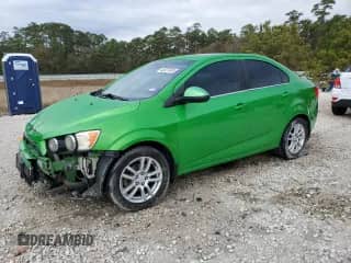 2014 Chevrolet Sonic LT с VIN 1G1JD5SB1E4232572, выставлен на аукционе Copart как лот 42621405 с пробегом 118 844 миль миль и Списание • Salvage title. История ставок и продаж доступна на DreamBid. Изображение 1.