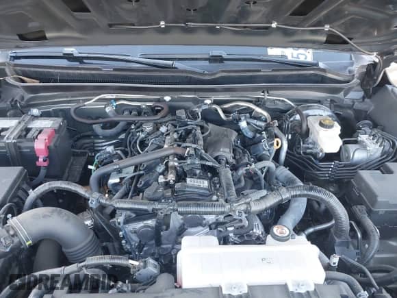 2024 Toyota Tacoma SR5 z VIN 3TMLB5JN9RM057547, wystawiony jako IAAI lot #42865640 z przebiegiem 28 049 mil mil oraz . Historia ofert i sprzedaży dostępna na DreamBid. Obrazek 10.