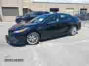 2020 Toyota Camry Hybrid XLE z VIN 4T1F31AK4LU526096, wystawiony jako IAAI lot #42213926 z przebiegiem 102 881 mil mil oraz . Historia ofert i sprzedaży dostępna na DreamBid. Obrazek 19.