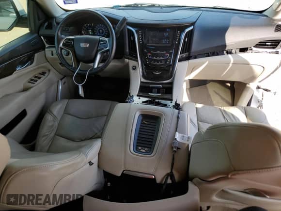 2020 Cadillac Escalade Premium Luxury с VIN 1GYS4CKJ1LR156921, выставлен на аукционе Copart как лот 79101074 с пробегом 80 991 миль миль и Списание • Salvage title. История ставок и продаж доступна на DreamBid. Изображение 8.