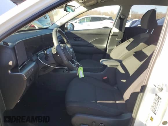 2024 Hyundai Kona SEL with VIN KM8HBCAB7RU172770, listed as a Copart auction lot 81492114 with 7,756 mi miles and Clean title. Bid and sale history available at DreamBid. Image 7.