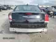 2019 Chrysler 300 Limited с VIN 2C3CCAKG8KH528814, выставлен на аукционе Copart как лот 57974505 с пробегом 98 087 миль миль и Списание • Salvage title. История ставок и продаж доступна на DreamBid. Изображение 6.