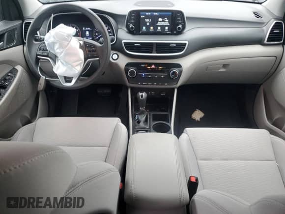 2019 Hyundai Tucson Value с VIN KM8J3CA45KU040158, выставлен на аукционе Copart как лот 83750435 с пробегом 27 316 миль миль и Списание • Salvage title. История ставок и продаж доступна на DreamBid. Изображение 8.
