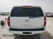 2009 Chevrolet Suburban 1LT z VIN 1GNFC26089J111267, wystawiony jako Copart lot #48253525 z przebiegiem 246 684 mil mil oraz Szkoda całkowita • Salvage title. Historia ofert i sprzedaży dostępna na DreamBid. Obrazek 6.