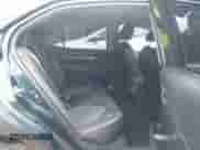 2020 Toyota Camry SE z VIN 4T1J11AK8LU935461, wystawiony jako IAAI lot #42354964 z przebiegiem 70 212 mil mil oraz . Historia ofert i sprzedaży dostępna na DreamBid. Obrazek 8.