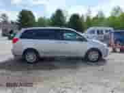 2010 Toyota Sienna XLE с VIN 5TDDK4CCXAS031831, выставлен на аукционе IAAI как лот 42203641 с пробегом 168 384 миль миль и . История ставок и продаж доступна на DreamBid. Изображение 13.