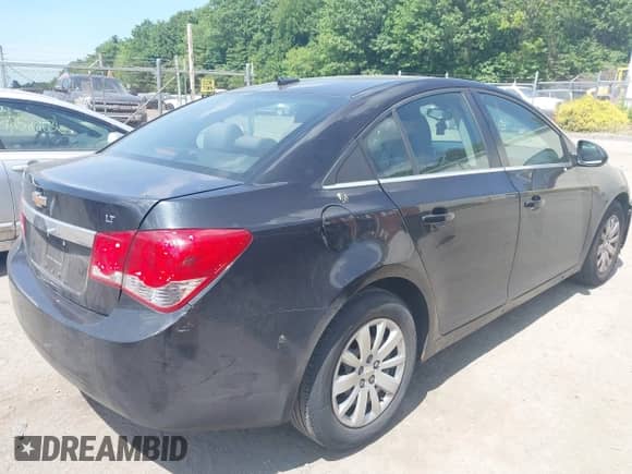 2011 Chevrolet Cruze 1LT с VIN 1G1PF5S97B7195832, выставлен на аукционе IAAI как лот 42521934 с пробегом 141 372 миль миль и . История ставок и продаж доступна на DreamBid. Изображение 4.