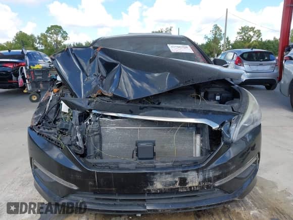 2015 Hyundai Sonata Sport с VIN 5NPE34AF8FH030365, выставлен на аукционе IAAI как лот 43506998 с пробегом 171 915 миль миль и . История ставок и продаж доступна на DreamBid. Изображение 13.