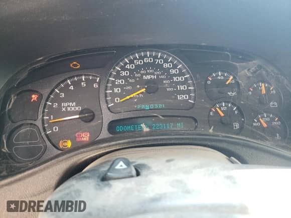 2003 Chevrolet Suburban LT z VIN 1GNFK16Z83J182021, wystawiony jako Copart lot #64876255 z przebiegiem 223 117 mil mil oraz Czysty tytuł • Clean title. Historia ofert i sprzedaży dostępna na DreamBid. Obrazek 9.