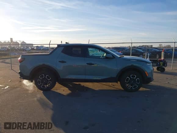 2023 Hyundai Santa Cruz SE с VIN 5NTJA4AE5PH076749, выставлен на аукционе IAAI как лот 41279079 с пробегом 23 530 миль миль и . История ставок и продаж доступна на DreamBid. Изображение 14.