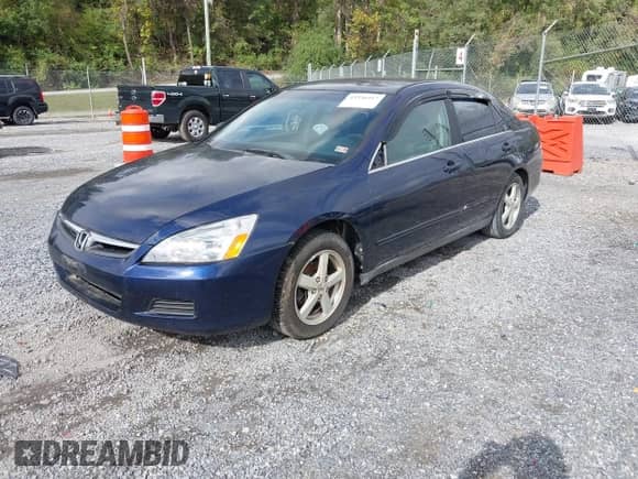 2007 Honda Accord LX с VIN 1HGCM56487A127237, выставлен на аукционе IAAI как лот 43336417 с пробегом 144 092 миль миль и . История ставок и продаж доступна на DreamBid. Изображение 2.