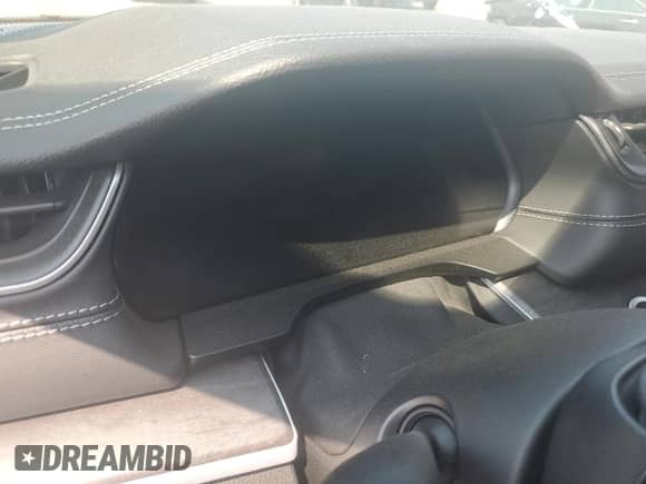 2025 Jeep Grand Cherokee Limited with VIN 1C4RJHBG4SC335518, listed as a Copart auction lot 64524455 with Not provided miles and Clean title. Bid and sale history available at DreamBid. Image 9.