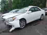 2004 Toyota Camry LE with VIN JTDBE32K740273954, listed as a IAAI auction lot 42323760 with 250,815 mi miles and . Bid and sale history available at DreamBid. Image 17.