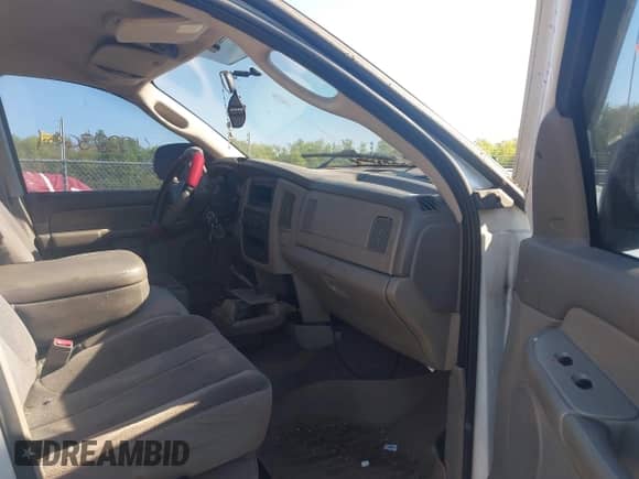 2003 Dodge 1500 ST с VIN 1D7HU18Z93S206609, выставлен на аукционе IAAI как лот 42223601 с пробегом 224 855 миль миль и . История ставок и продаж доступна на DreamBid. Изображение 5.