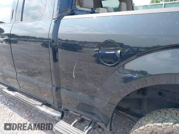 2017 Ford F-150 XL с VIN 1FTFX1EG1HKD47001, выставлен на аукционе IAAI как лот 42362486 с пробегом 154 666 миль миль и . История ставок и продаж доступна на DreamBid. Изображение 18.